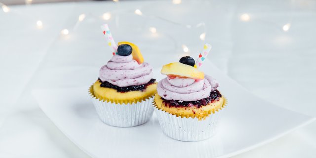 Lemon-Blueberry Cupcakes