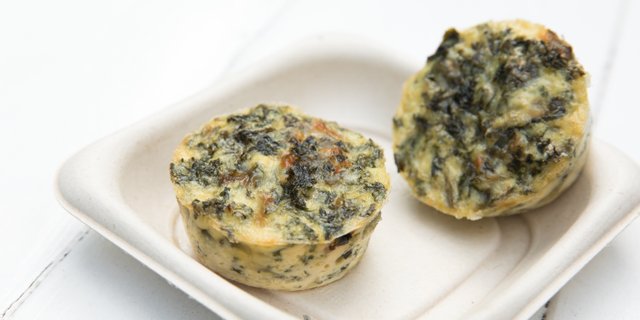 Kale & Gruyere Quiche Bites