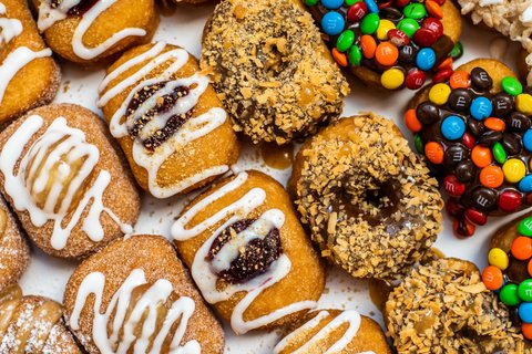 16 Mini Donuts