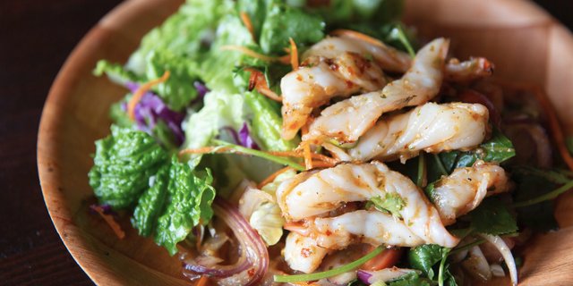 Grilled Shrimp Salad