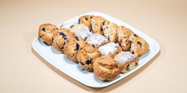 Assorted Mini Pastry & Muffin Board