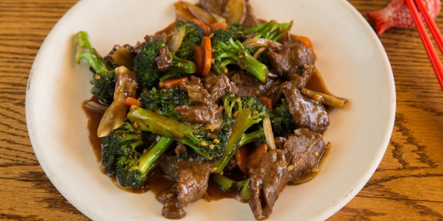 Beef w/ Broccoli