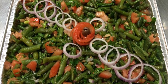 Green Beans w/ Tomatoes & Garlic