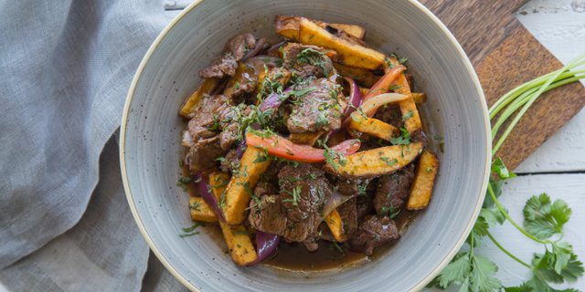 Lomo Saltado