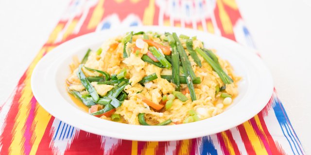 Stir-Fried Leeks w/ Egg