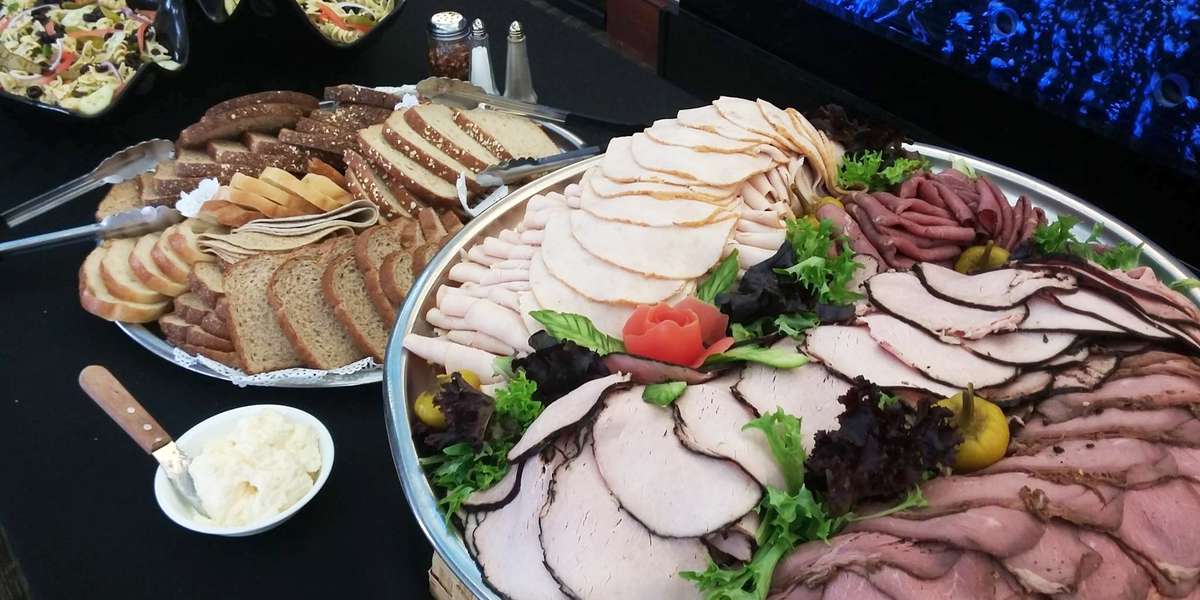 Crossroads Catering