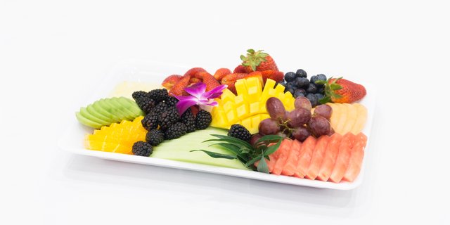 Sliced Seasonal Fruit Arrangement