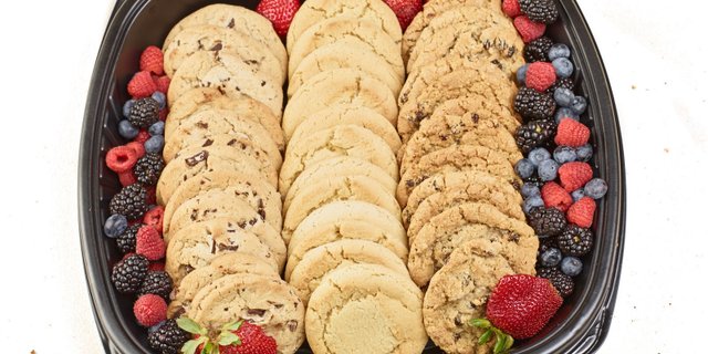 Cookies & Berries Platter