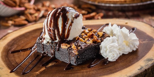Famous Brownies
