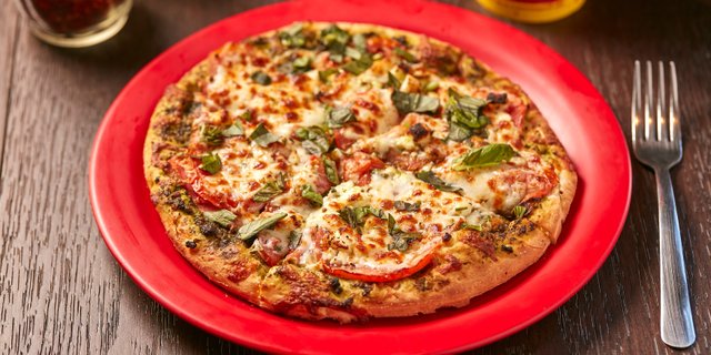 Green with Envy Pizza