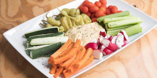 Veggies & Hummus