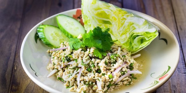 Larb Kai Salad