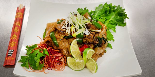 Pad Kee Mao (Drunken Noodles)