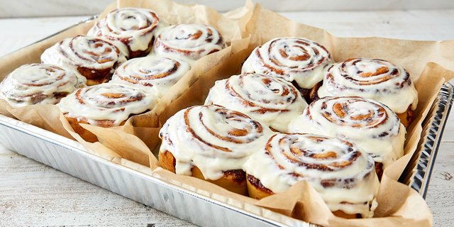 Cinnabon Classic Roll Pan