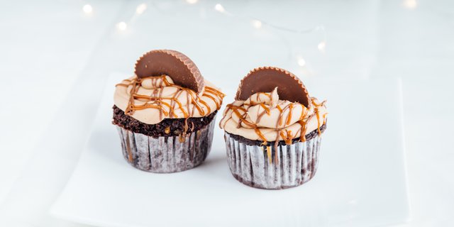 Reese's Cupcakes