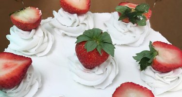 Bella Ladi Sweet Creations