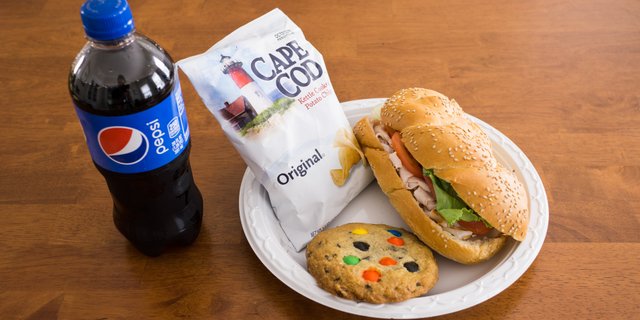 The Logan Express Grab 'n' Go Bagged Lunch