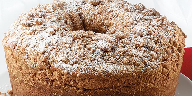 Cinnamon Creme Cake