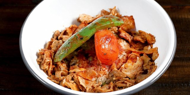 Free-Range Chicken Doner Kebap Rice Bowl