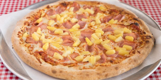 Hawaiian Pizza