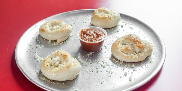 Garlic Knots