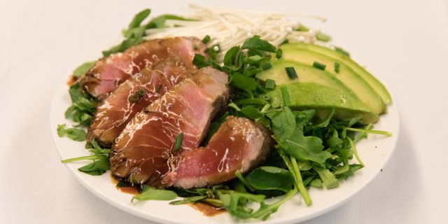Pan-Seared Tuna Salad