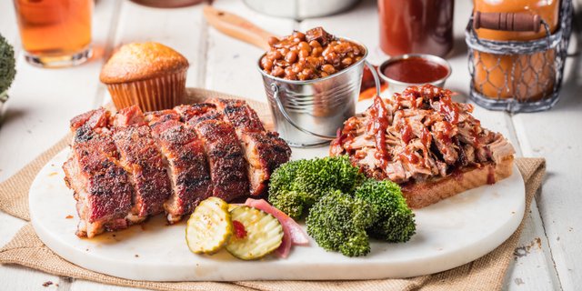 Two Meat Lunch Combo w/ Side