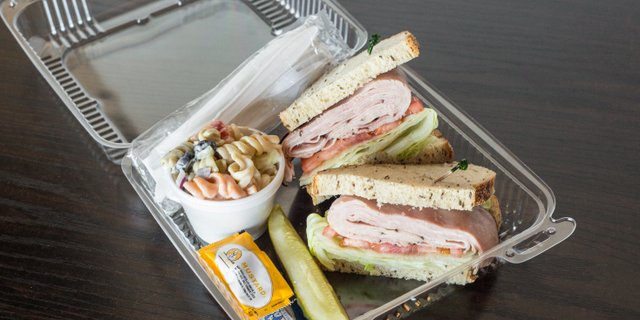 6oz. Sandwich Box Lunch
