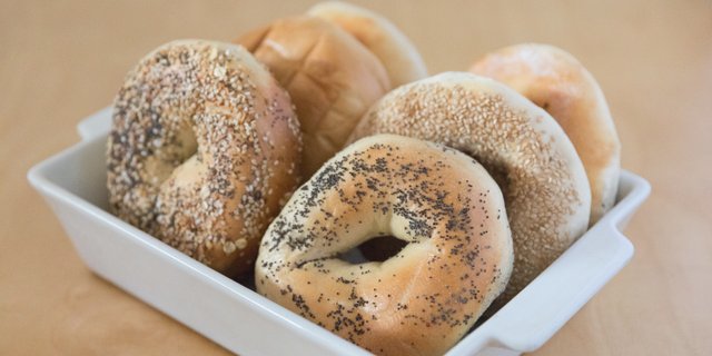 Original Cream Cheese Bagels & Bialys