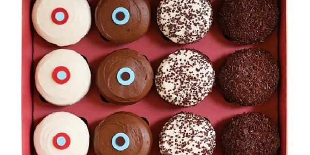 Build-Your-Own Cupcake Box (12 ct.)