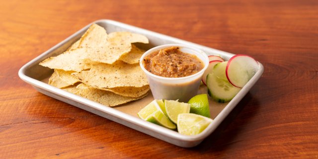 Chips con Salsas