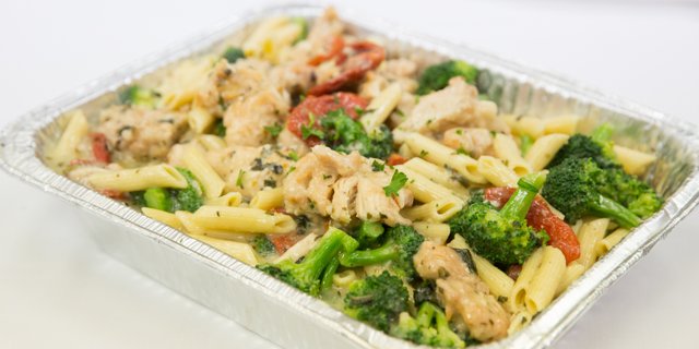 Chicken & Broccoli Aglie Olie