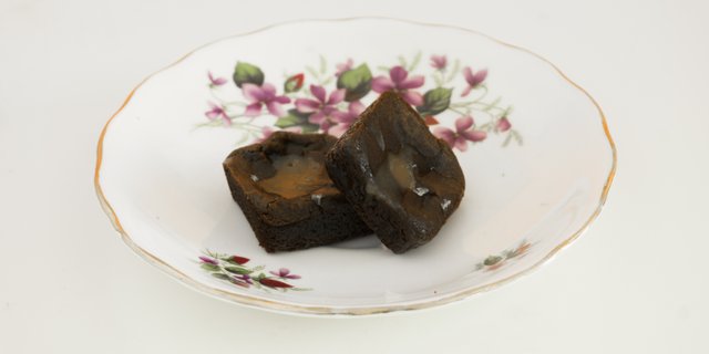 Mini Salted Caramel Brownie Bites