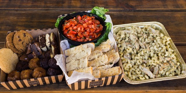 Corner Pasta Classic Combo