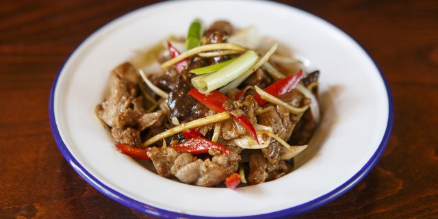 Thai Ginger Stir-Fry  (Pad Khing)