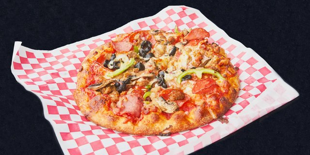 Supreme Combo Pizza