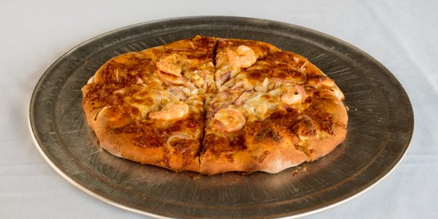 Spicy Shrimp Pizza