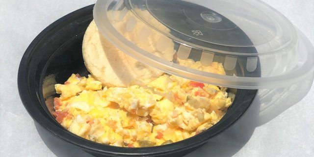 Veggie Scramble & Arepa