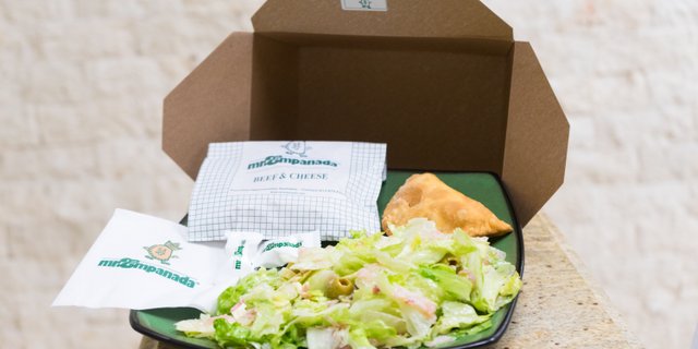 Empanada & Salad Boxed Lunch