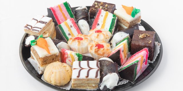 Mini Pastry Display