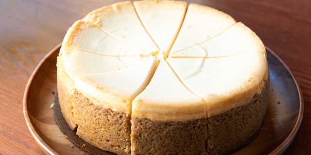 Whole Cheesecake