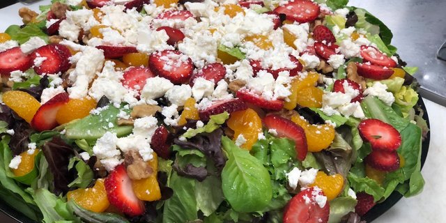 Strawberry Mandarin Salad