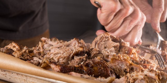 Smoky Garlic Pulled Pork
