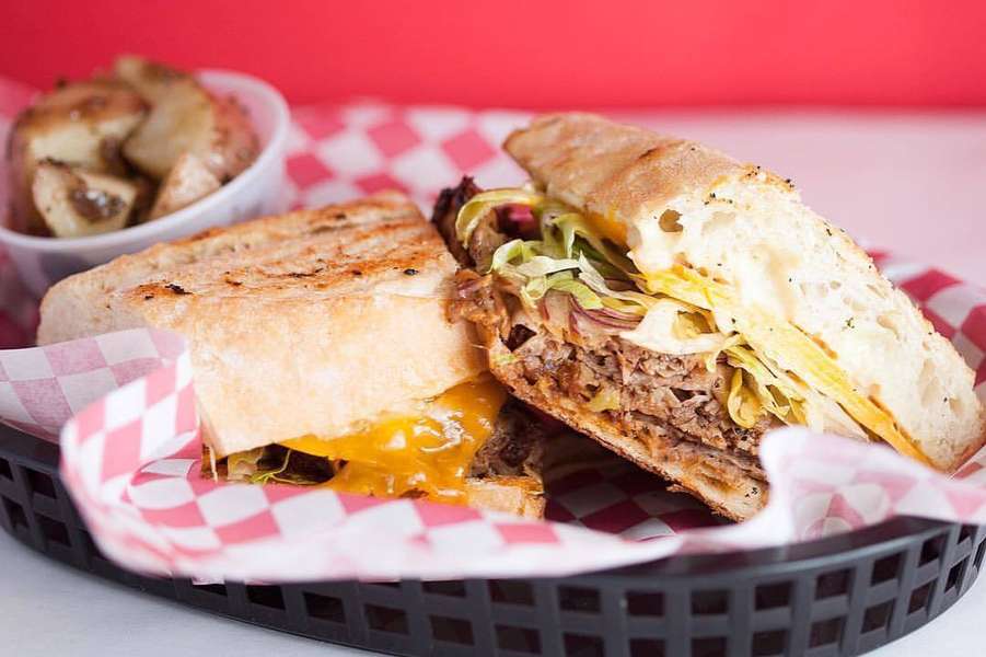 Charlie's Deli