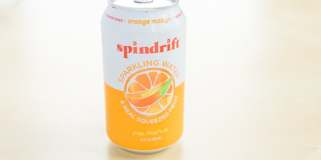 Spindrift Sparkling Orange Mango Soda