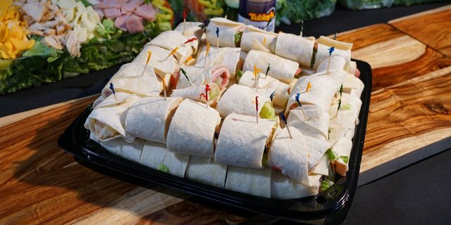 Tubby's Famous Crowd Pleaser Platter