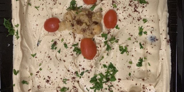 Hummus & Pita Bread
