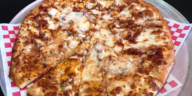 BBQ Grilled Chicken Pizza