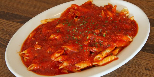 Pasta w/ Marinara