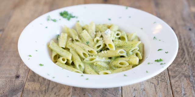 Pesto Pasta Tray